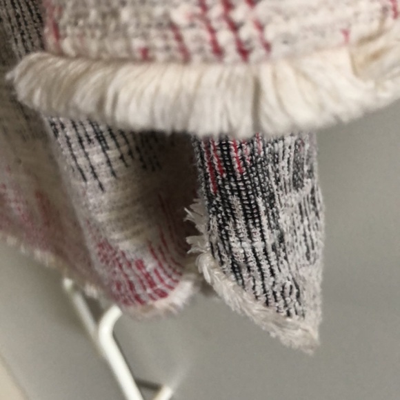 Top - Picture 4 of 4